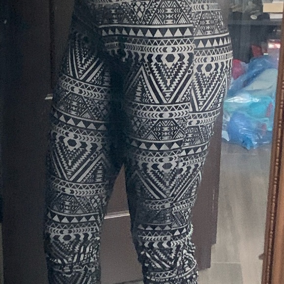 Pants - Picture 5 of 5